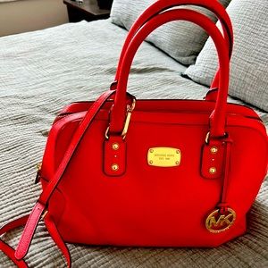 Micheal Kors Orange Handbag